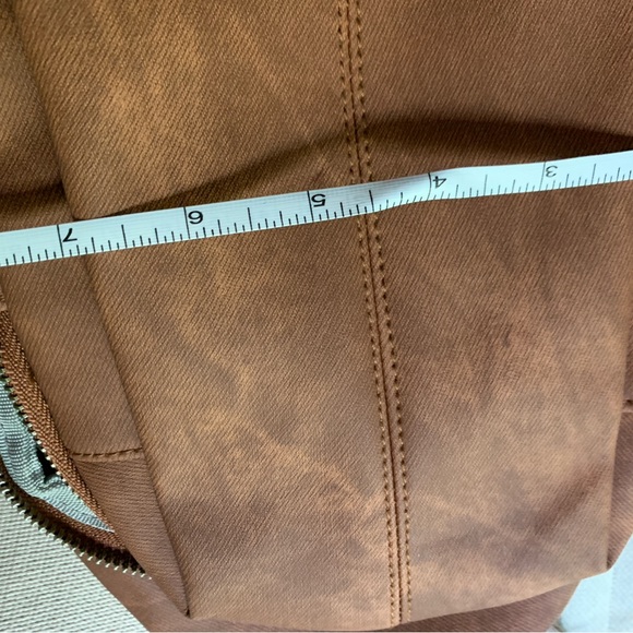 Brown Sling Bag with Patterned Strap NWOT - Picture 4 of 8